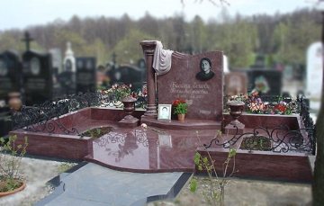 мемориальный каменный памятник для кладбищ