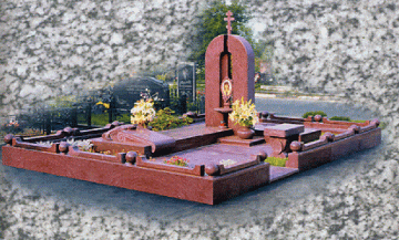 мемориальный каменный памятник