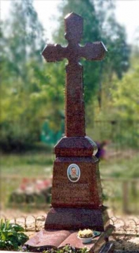 крест на  элитный памятник из гранита