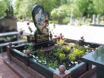 мемориальный каменный памятник для кладбищ